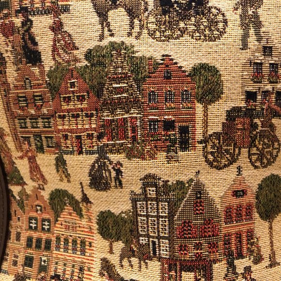 AUTHENTIC &HANDMADE TAPESTRY EMBOSSED BRAIDED LEATHER BAG AND BACKPACK SET. - Picture 8 of 9